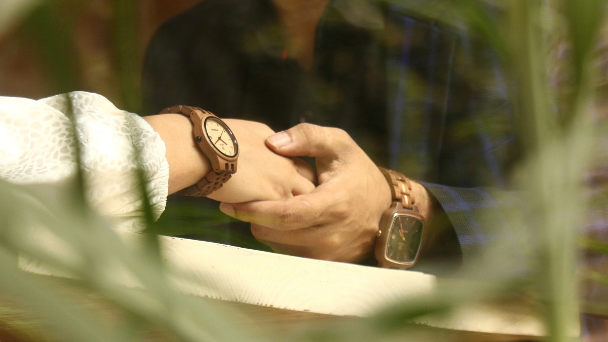 ओखर ब्रान्डका घडीहरू। तस्बिर सौजन्यः प्रकाश दाहाल